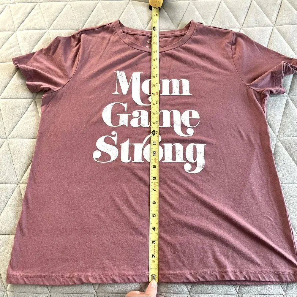 Nine West Women’s Graphic Crewneck Tee ‘ Mom Game Strong ‘ Rose Color Size Large